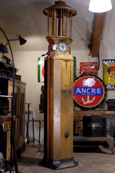 pompe a essence 1930 Satam en fonte grand modele